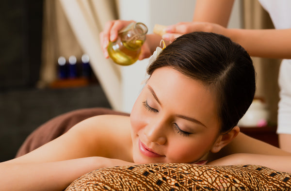 Essential Oils For A Romantic Massage